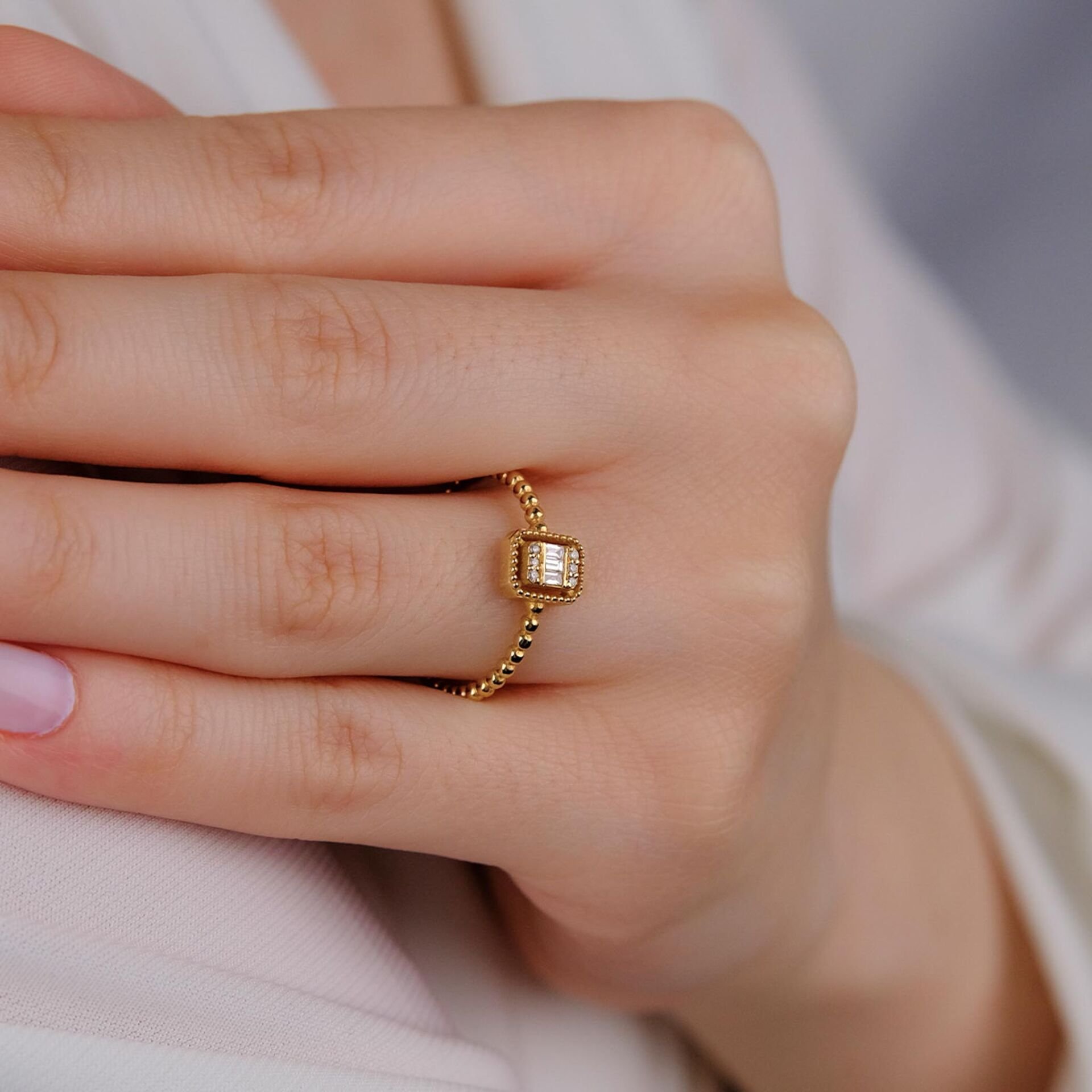 0,07 Karat Baget Rose Pırlanta Yüzük