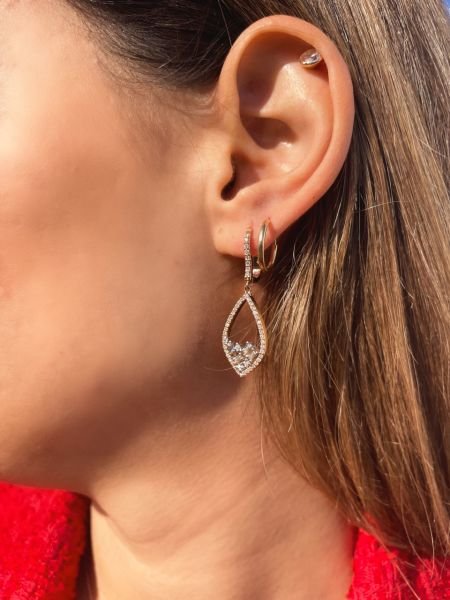 0,93 Karat Damla Baget Pırlanta Küpe