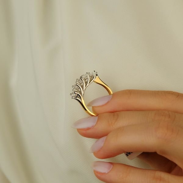 Zarif Tasarım Beştaş Sarı Beyaz Altın Yüzük 14 Ayar