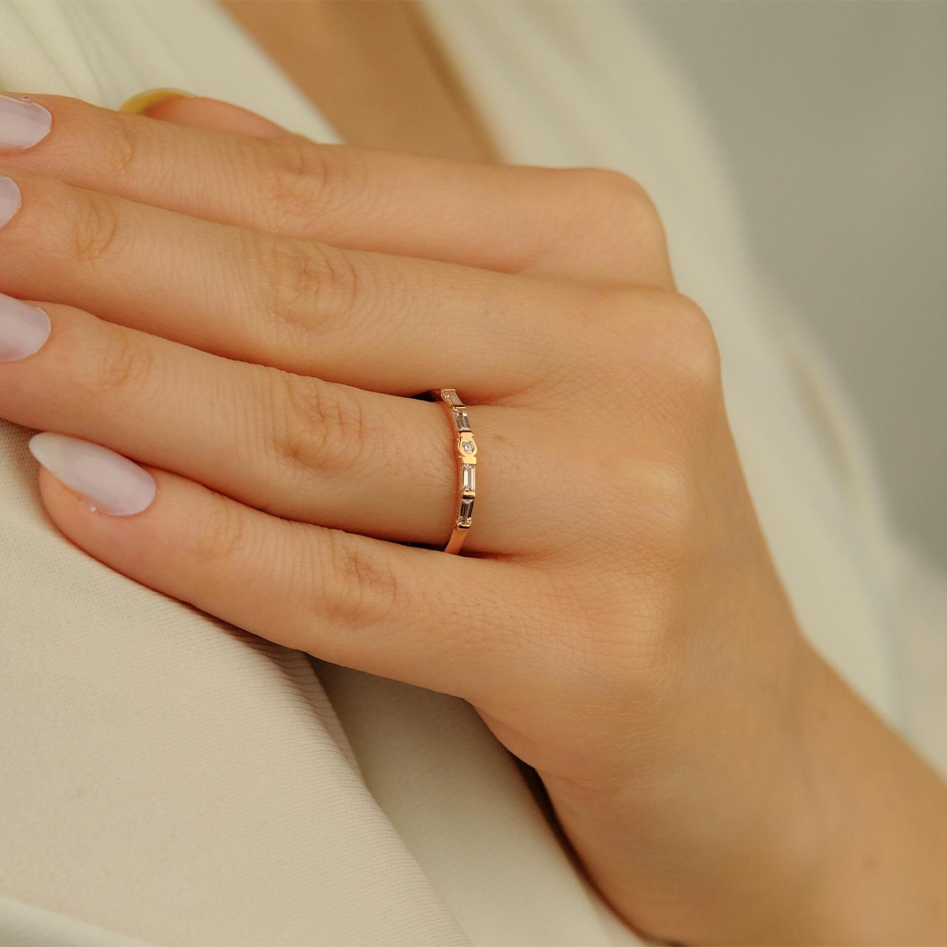 Taşlı Tasarım Rose Gold Altın Yüzük 14 Ayar